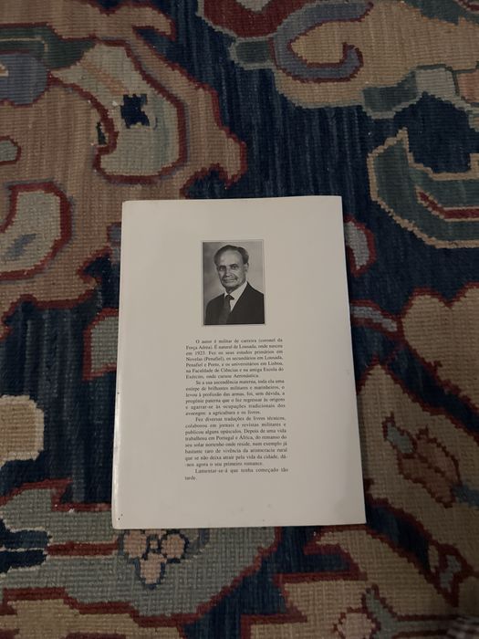 Livro “O segundo aviso”