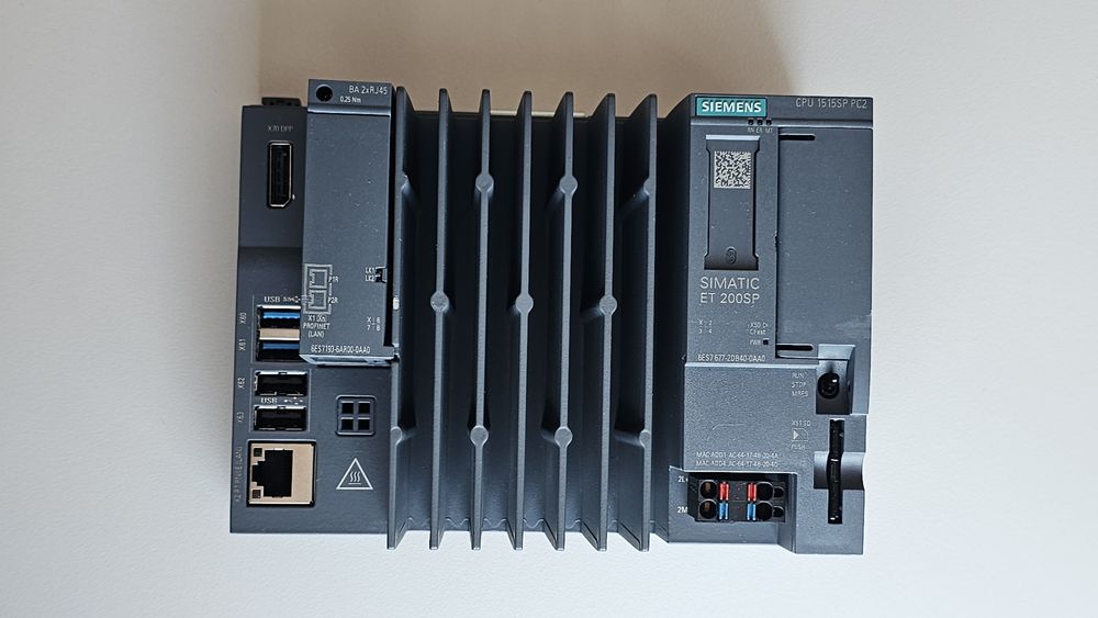Siemens SIMATIC ET 200SP Open Controller CPU 1515SP PC2 + BusAdapter