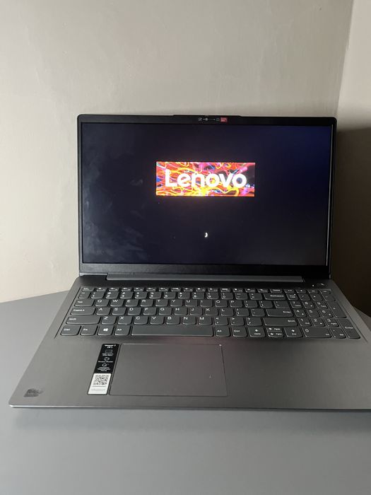 Sprzedam Laptop lenovo IdeaPad 3 15ITL6