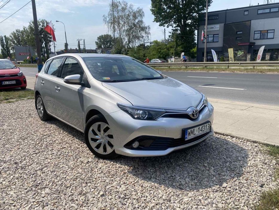 Toyota Auris 1.6 Valvematic 132 KM | 2016 | 277 000 km