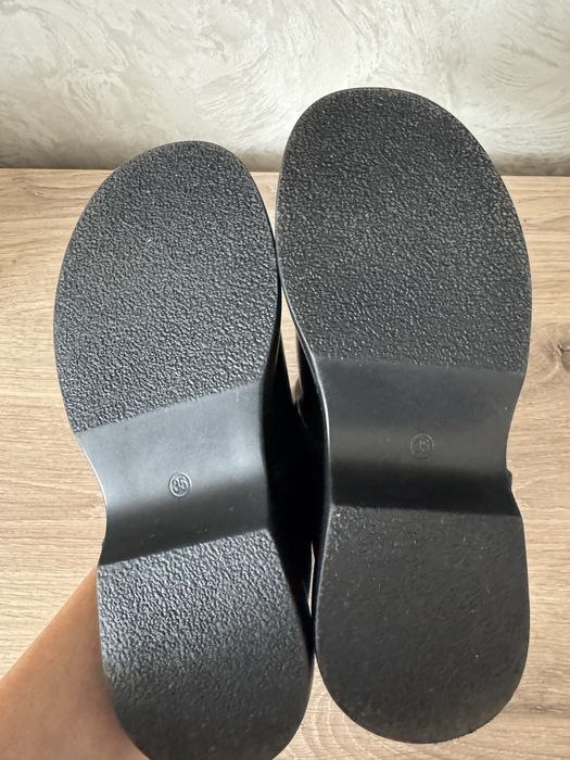 Туфлі, лофери для дівчини