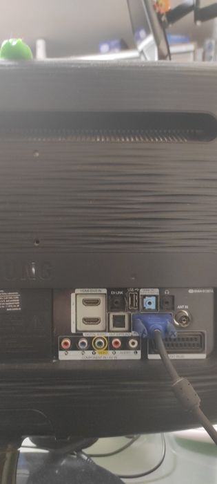 Монітор-телевізор Samsung B2330HD