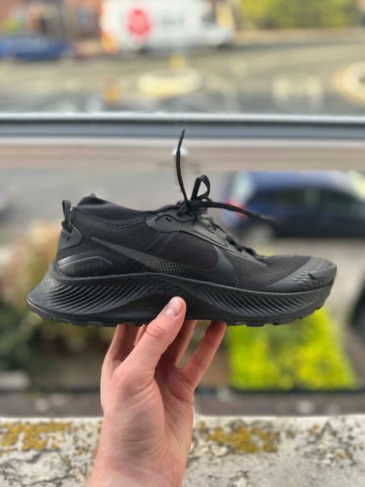 Чоловічі кросівки nike pegasus trail 3 gore tex оригінал стан б.у хороший розмір 45 є інші моделі для трейлу та бігу чоловічі та жіночі більше 400 пар