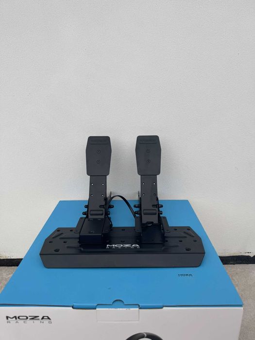 Moza R5 Base + Volante ES 5Nm (Garantia)