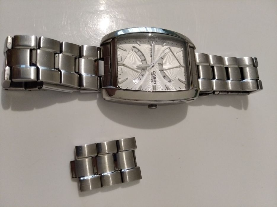 Годинник Casio  beside BEM-110D-7AVEF