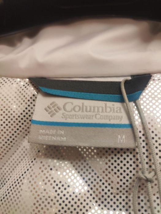 Оригинальная женская куртка пуховик фирмы columbia