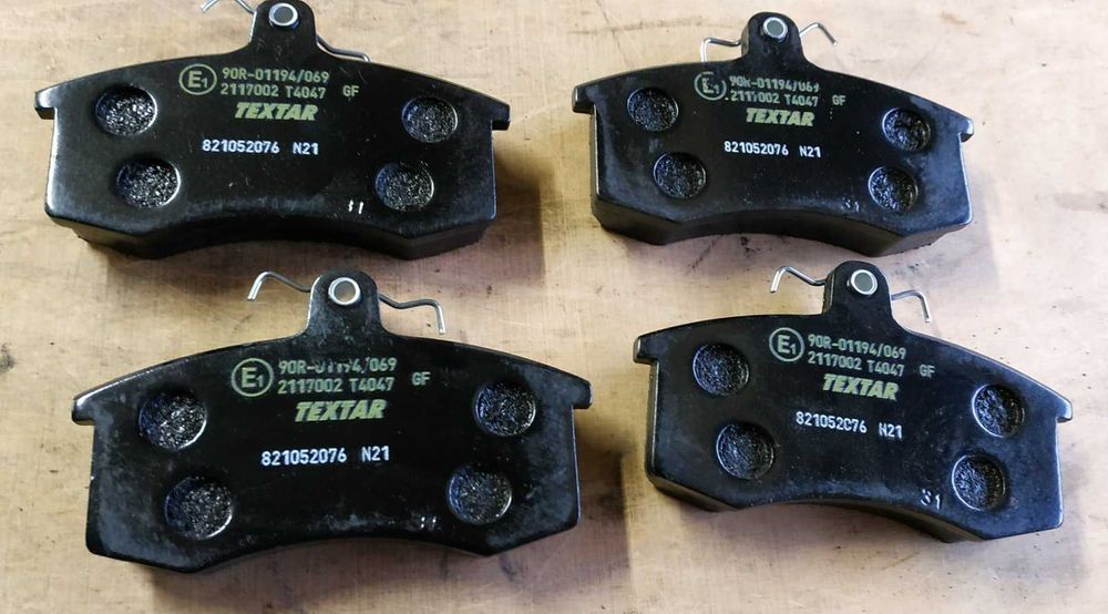 Колодки тормозные • ВАЗ 2108 • Textar