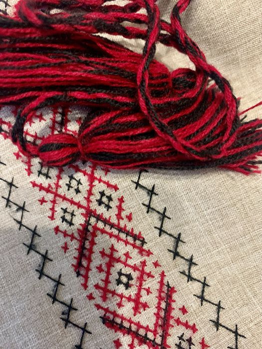 Вишитий костюм. Жіночий костюм. Вишиванка. 44розмір.