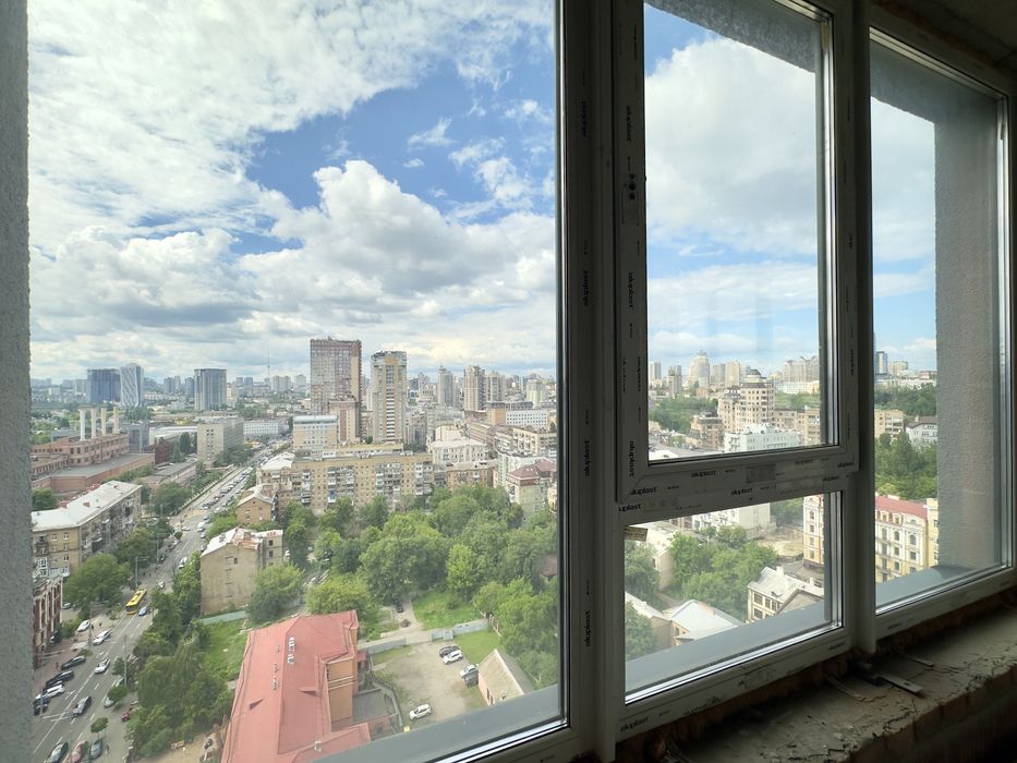 Продаж / оренда Преміальна квартира 141 м2 ЖК Бізнес класу «AuRoom»