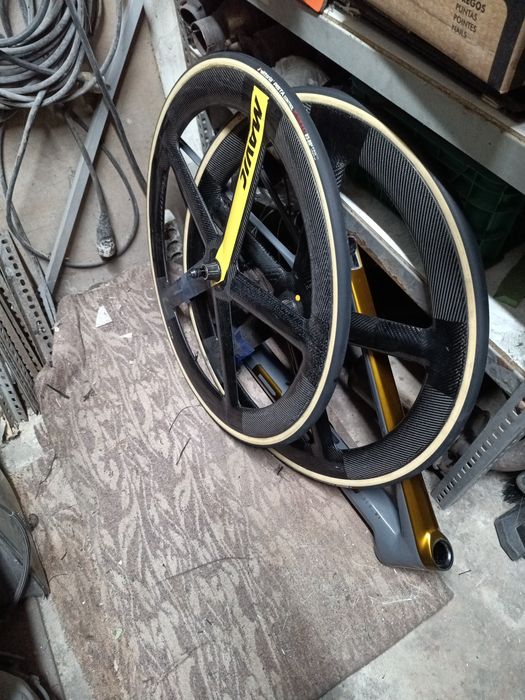 Reparação de quadros de fibra de carbono