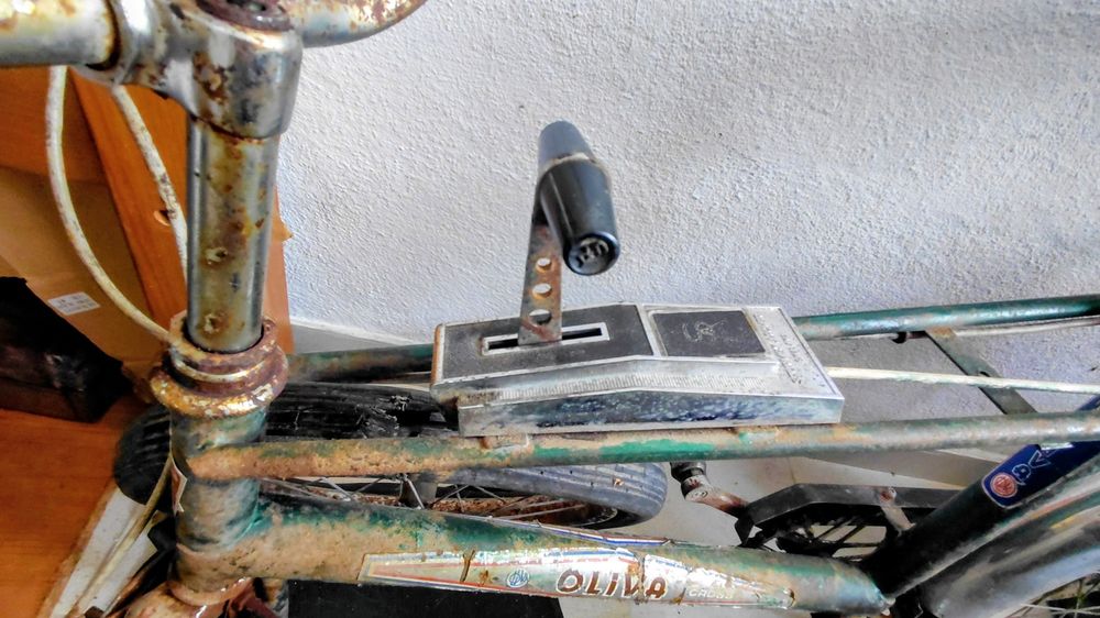 Bicicleta antiga Oliva