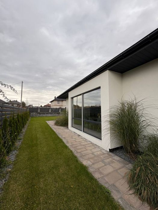 р Будинок 2024 року з басейном, каміном і гаражем на 2 авто + торг !!!