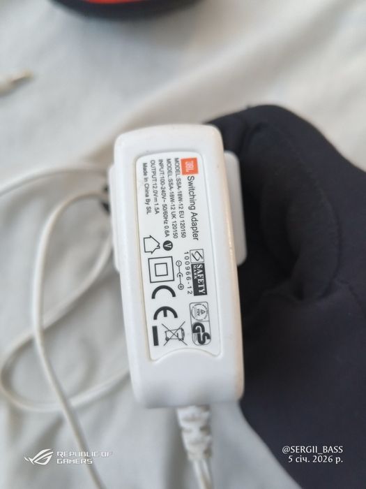 JBL Flip 1- оригінальна портативна Bluetooth-колонка / Чохол + зарядка