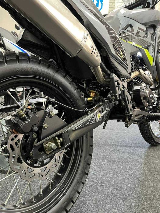 Мотоцикл Hensim ADV 300, турэндуро, Інжектор