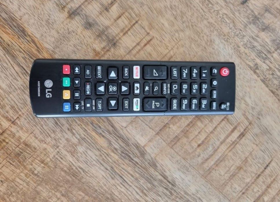 TV LG 55” LED 4K Smart TV – Excelente Estado