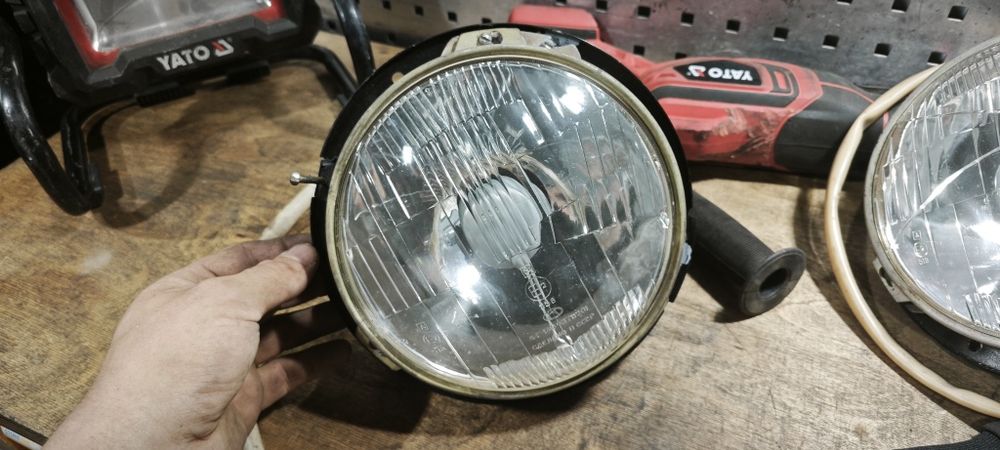 Lampy, reflektory wołga gaz
