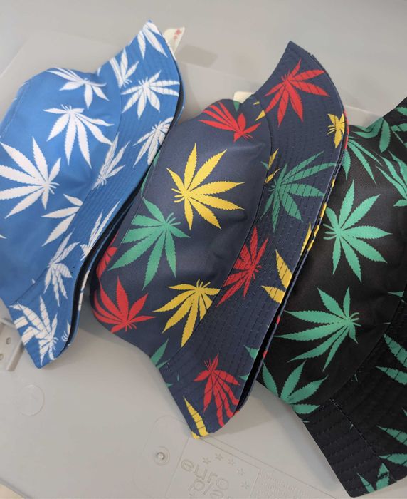 Kapelusz bucket hat dwustronny - wzór liści, 6 kolorystyk
