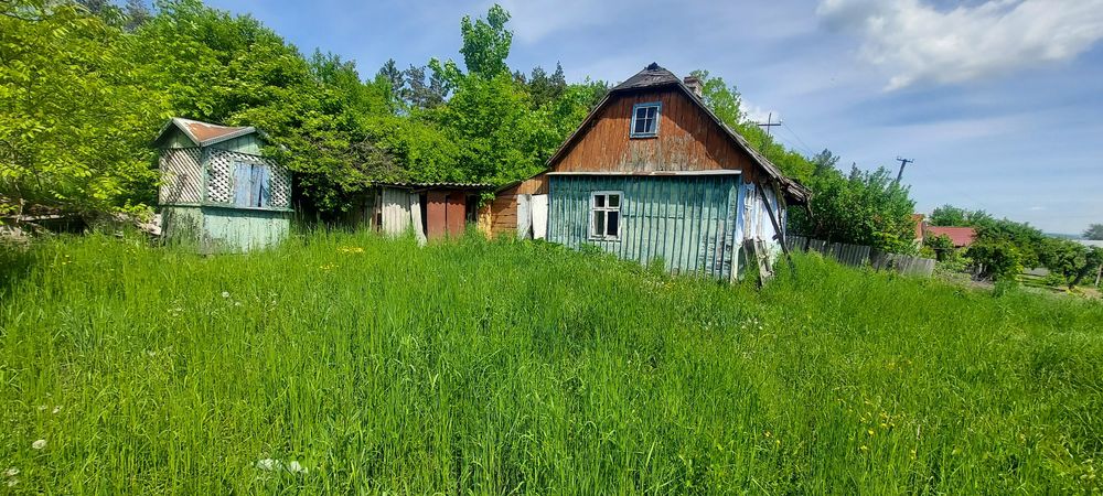 Продаж земельної ділянки з будинком