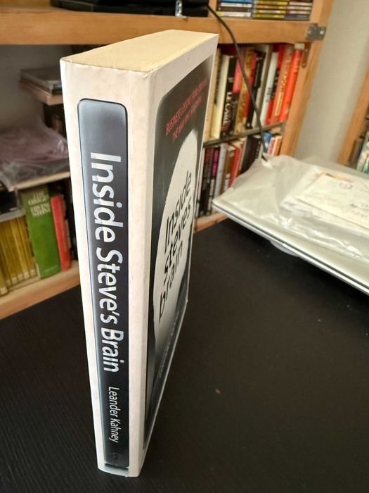 Leander Kahney – Inside Steve's Brain - Steve Jobs - Apple64752413476994121