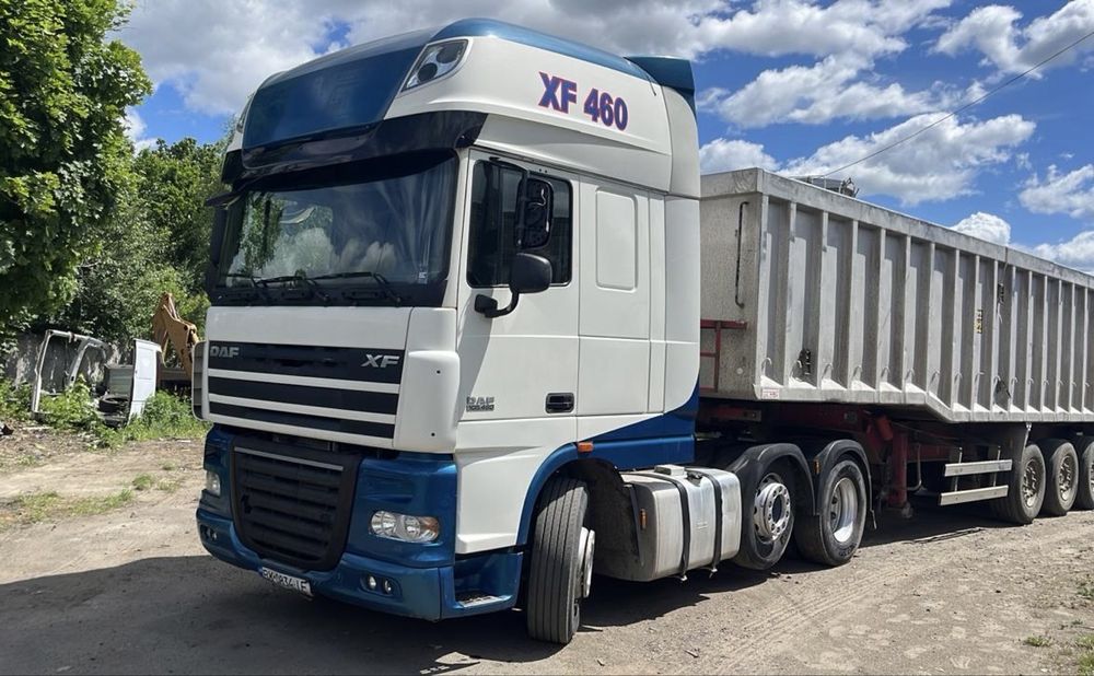 Тягач DAF XF 105