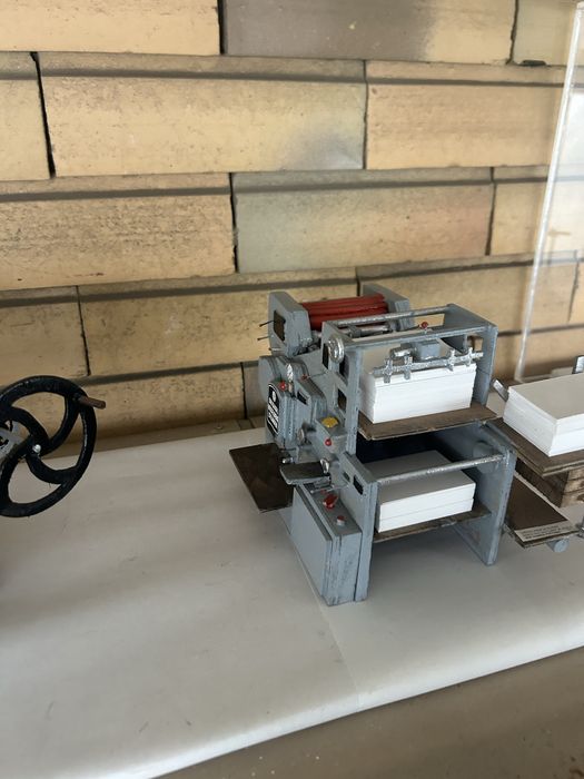 Maquete de maquinas de impressao