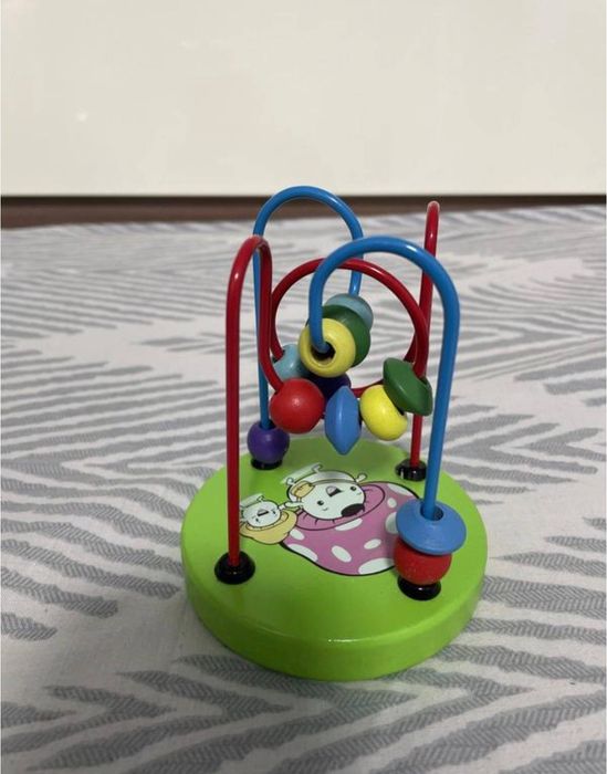 Дитячі іграшки від 1 року