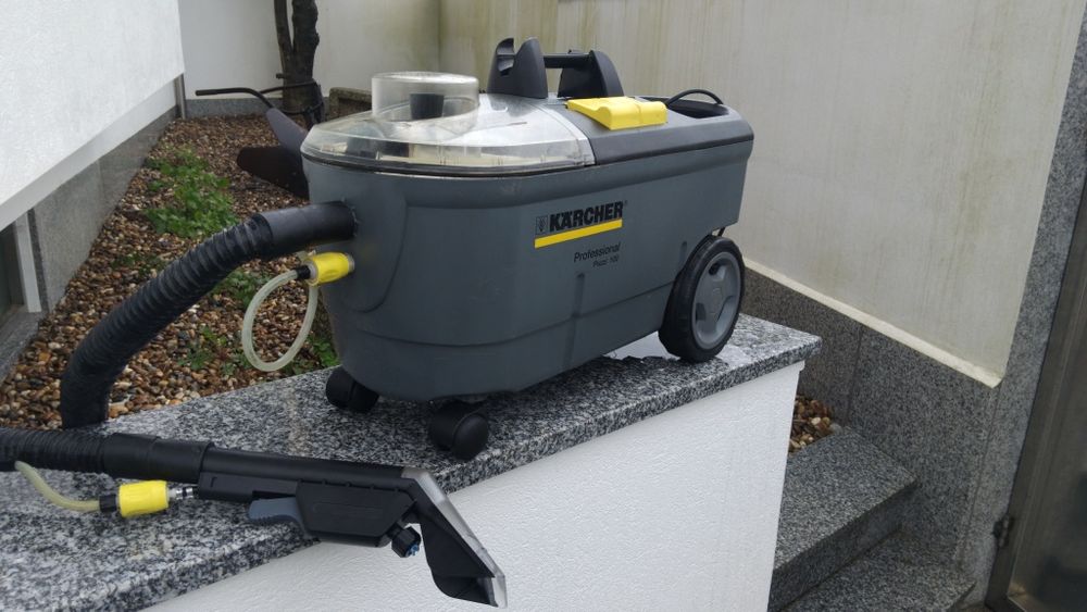 Máquina lavar estofos