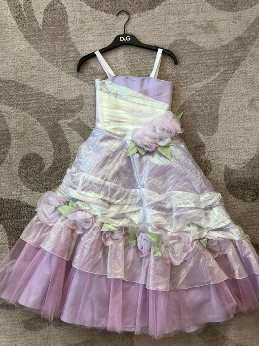 Сукня на дівчинку