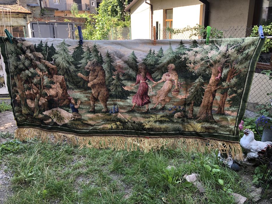 Настінні гобеленові килими