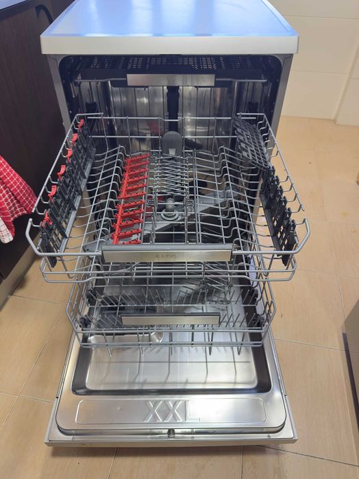 Máquina de Lavar Loiça AEG AirDry FFB63700PM