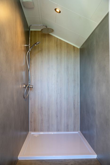 SAUNA ogrodowa z natryskiem- Nowoczesny DESIGN | CAŁOROCZNA