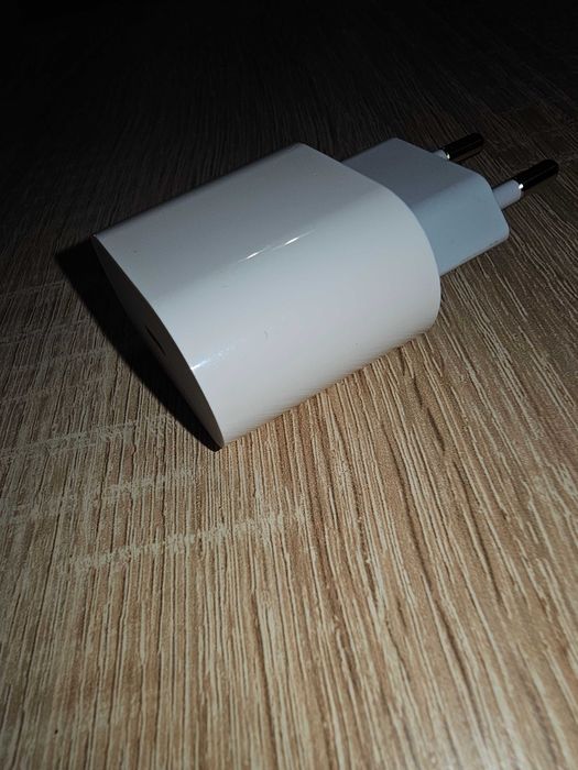 Zasilacz Apple 20W USB-C Do iPhone