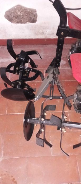 Motocultivadora nova