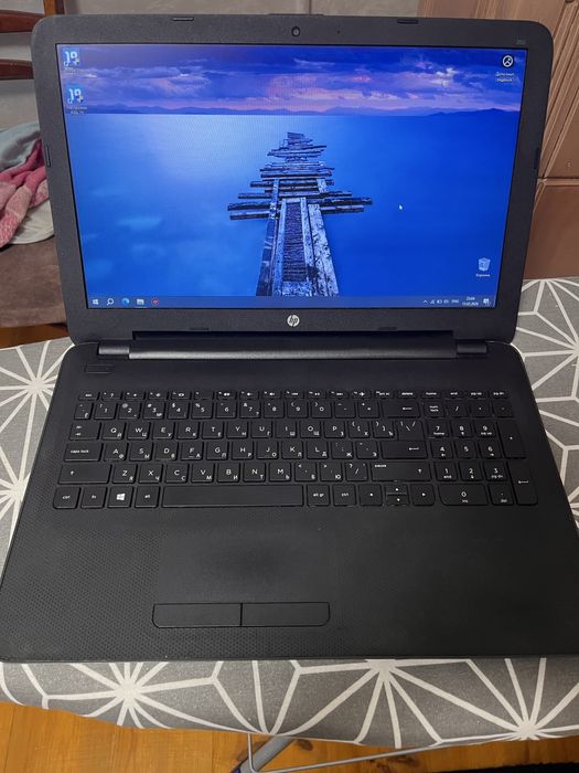 Ноутбук HP  intel i3 radeon