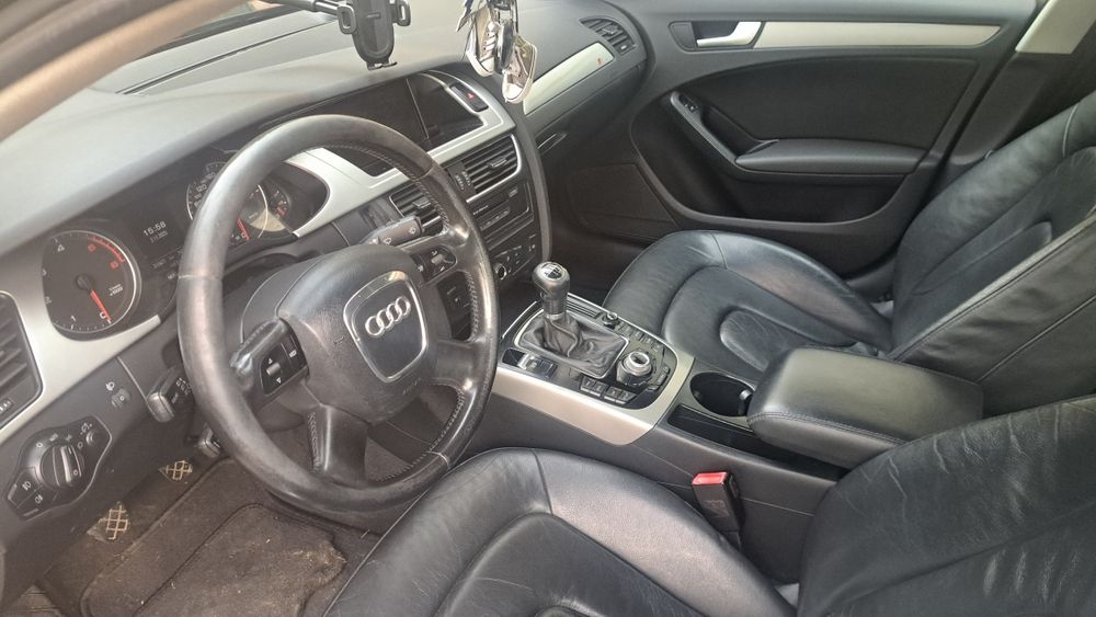 Audi A 4 B 8 limousine S Line