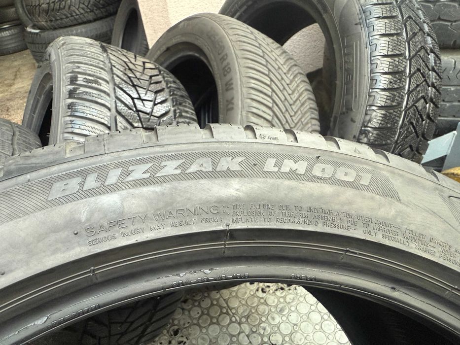 295-35 R20 101W Bridgestone Blizzak LM001 розпаровка 1шт