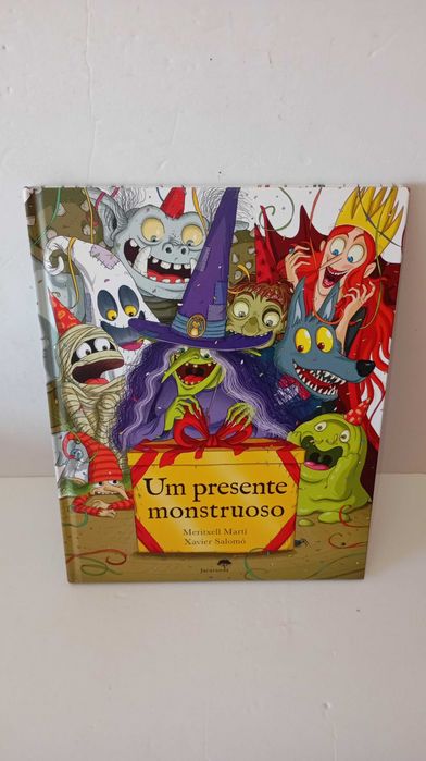 Um Presente Monstruoso - Jacarandá