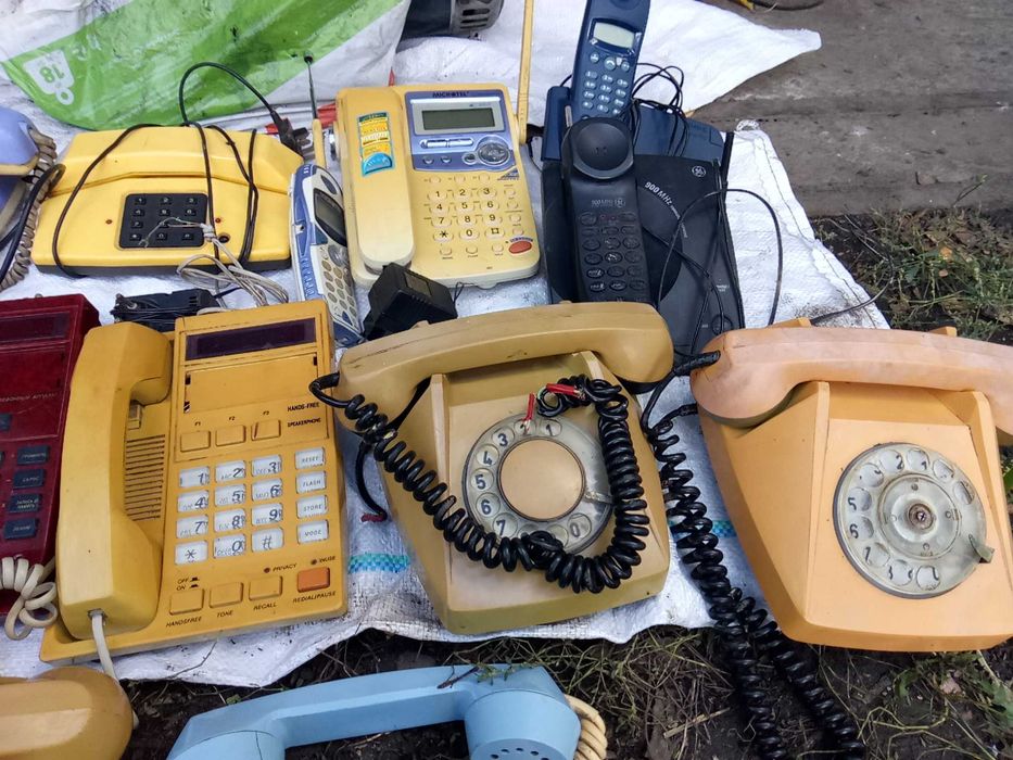 Телефонные аппараты    б/у. Телефоны. запчасти.