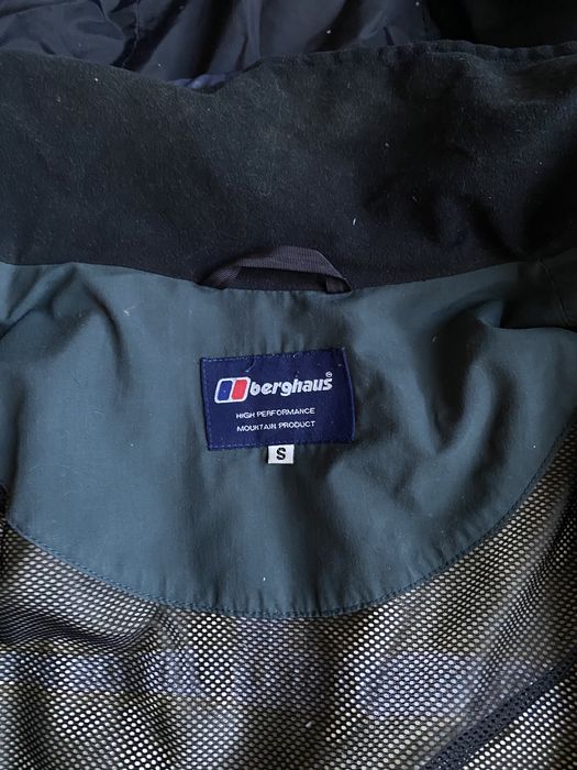 Berghaus gore tex вітровка пуховик