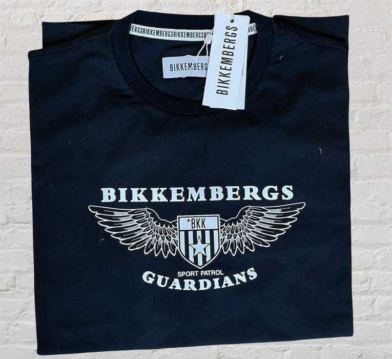 Футболки bikkembergs. оригинал L  XL