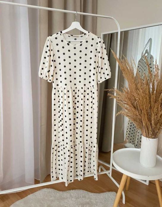 Stradivarius romatyczna sukienka midi w kropki grochy  M/L