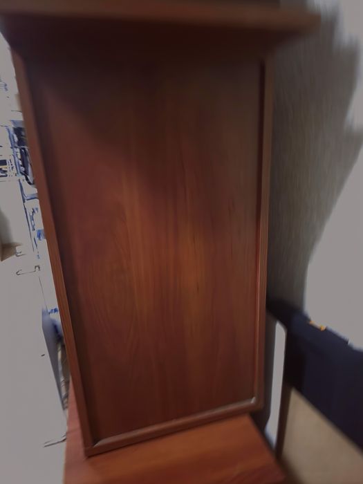 Продам тумбочки офісні