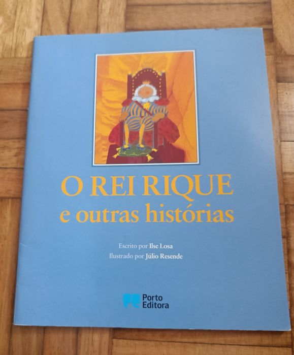 Vários livros de histórias
