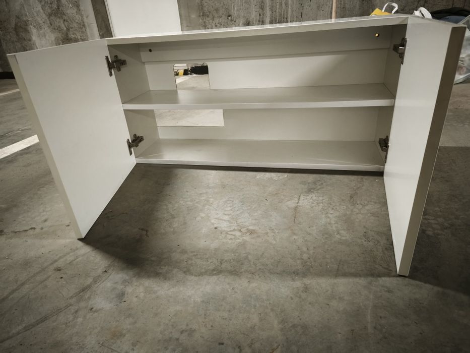 Szafka z półką lakierowana