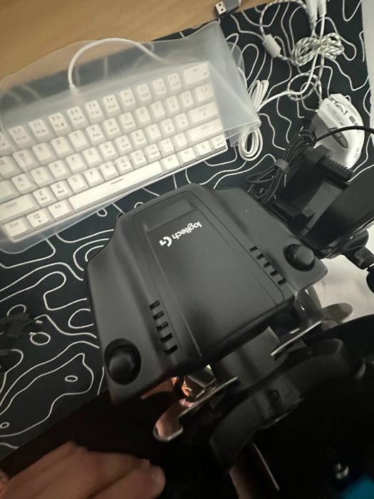 Продам руль Logitech g29 SE