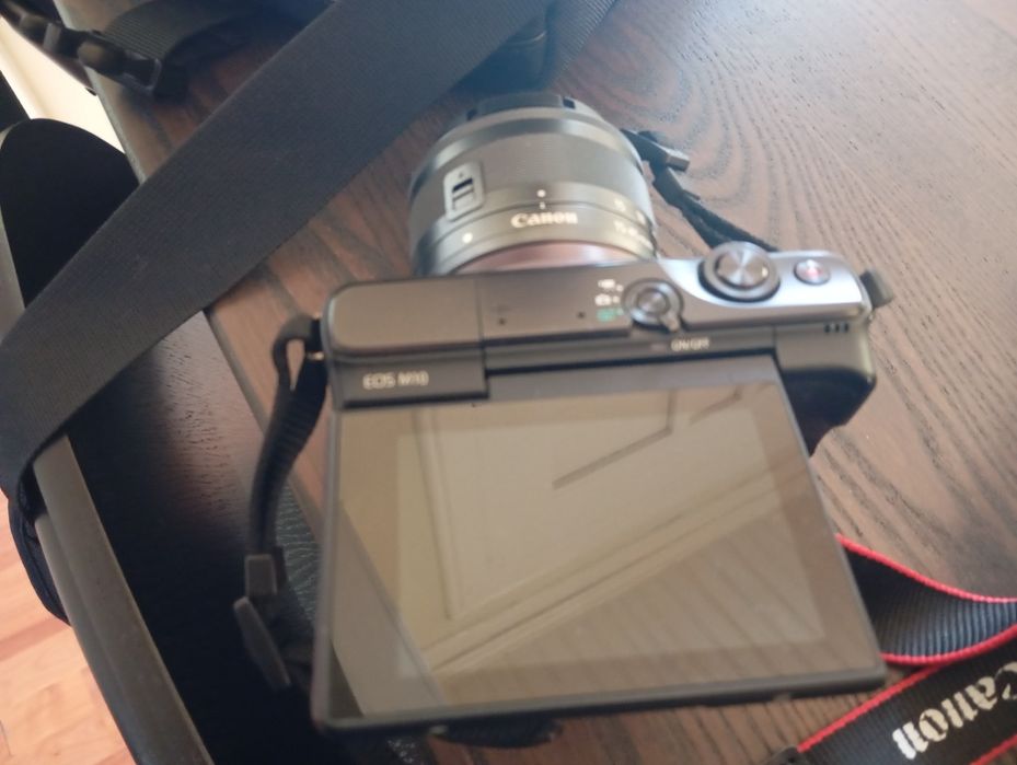 Câmara fotográfica Canon EOS 10