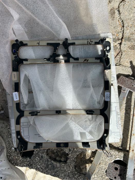 Painel central Mercedes sport coupe 2004