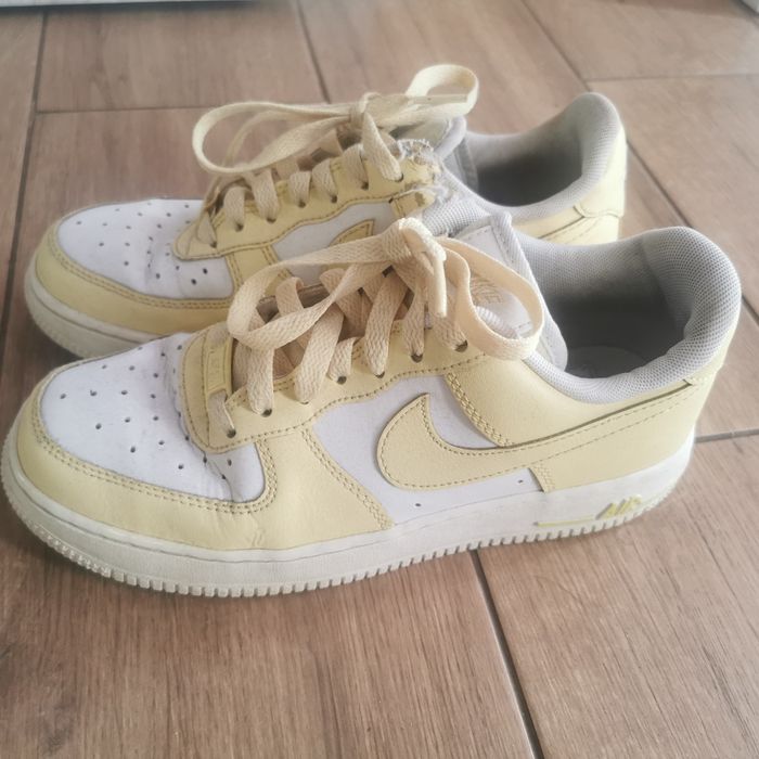 Adidasy NIKE 37.5