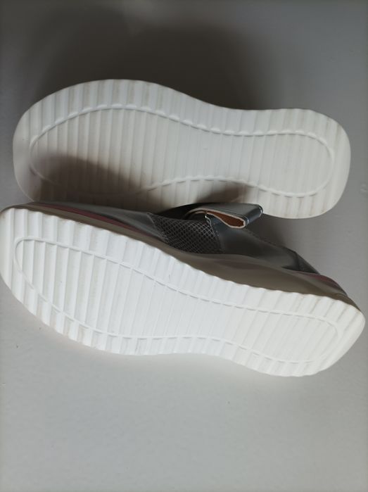 Sandały 39rozm. Siateczka