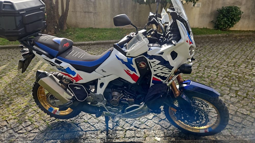 Africa twin adv 2024 cx dct